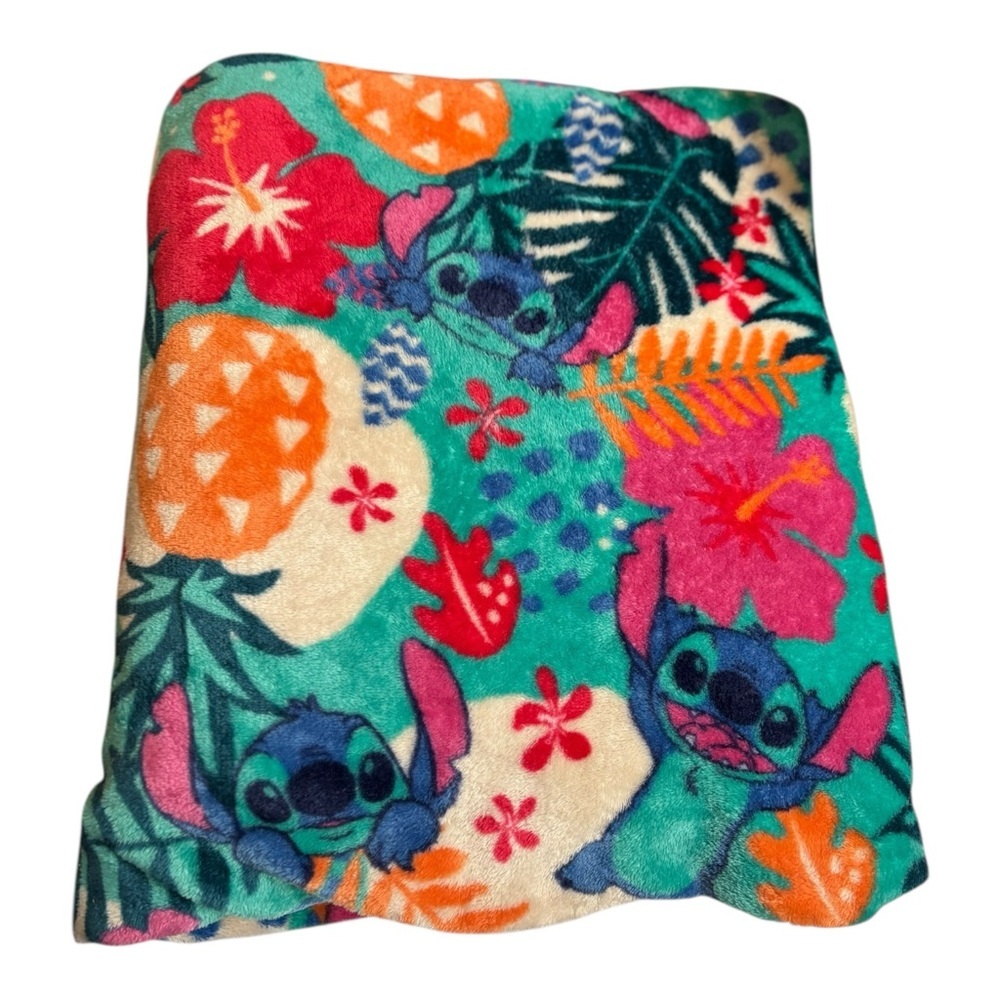 The Big One Disney Lilo & Stitch Kids Blanket Turquoise Multicolor Microplush